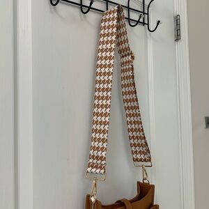 ah dorned Caramel Brown Houndstooth Thick Guitar Crossbody Strap